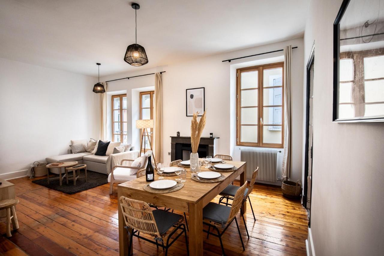 Appartement Spacieux Et Chaleureux Coeur De Ville Σαμπερί Εξωτερικό φωτογραφία